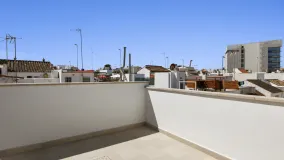 Adosado a la venta con 3 dormitorios en Estepona Casco Antiguo
