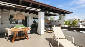 3 bedrooms duplex penthouse for sale in Alcazaba Beach