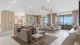 Buy apartment with 4 bedrooms in Mirador de Estepona Hills