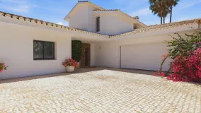 Villa a la venta en Casasola de 9 dormitorios