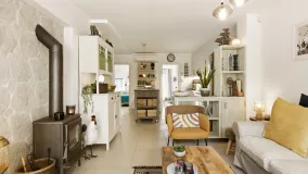 For sale town house in Estepona Old Town with 3 bedrooms