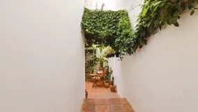 For sale town house in Estepona Old Town with 3 bedrooms