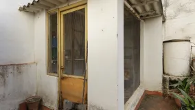 Adosado en venta con 3 dormitorios en Estepona Casco Antiguo