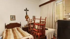Adosado en venta con 3 dormitorios en Estepona Casco Antiguo
