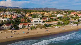 Se vende villa de 6 dormitorios en Costabella