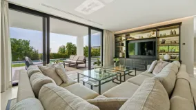 Villa con 6 dormitorios a la venta en La Quinta