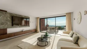 Duplex penthouse for sale in La Quinta with 4 bedrooms