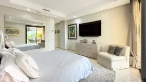For sale apartment with 3 bedrooms in Imara