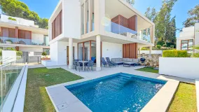 Buy semi detached villa in Marbella Golden Mile