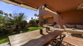 For sale ground floor apartment in Mar Azul with 4 bedrooms