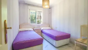 For sale ground floor apartment with 2 bedrooms in Marbella Golden Mile