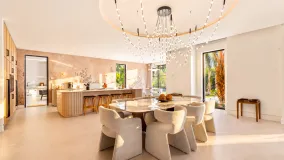 For sale 8 bedrooms villa in Benahavis