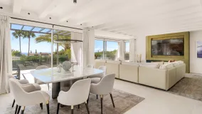 Villa en venta con 5 dormitorios en Nagüeles