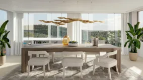 For sale Los Naranjos Hill Club villa with 5 bedrooms