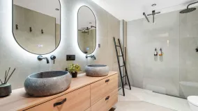 For sale Jardines de Andalucia apartment with 4 bedrooms