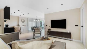 For sale Jardines de Andalucia apartment with 4 bedrooms