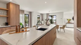 Los Naranjos Hill Club 4 bedrooms villa for sale