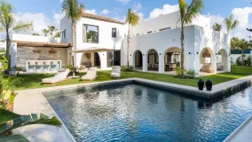 5 bedrooms Casasola villa for sale