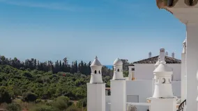 For sale 2 bedrooms duplex penthouse in Estepona