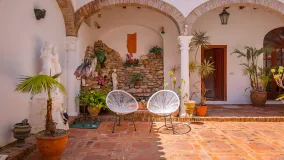 For sale finca in Manilva Pueblo with 4 bedrooms