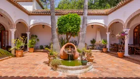 For sale finca in Manilva Pueblo with 4 bedrooms