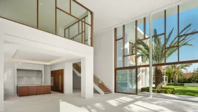 For sale villa with 6 bedrooms in Finca Cortesin