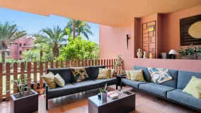 For sale ground floor apartment in Las Nayades