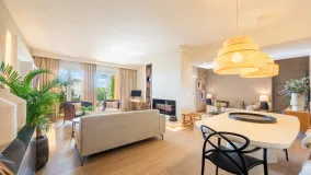 For sale Cumbres del Rodeo apartment with 3 bedrooms