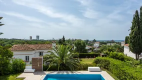 Se vende villa en Elviria