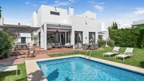 Se vende villa en Altos del Rodeo