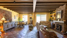 Benahavis Centro, adosado en venta de 3 dormitorios