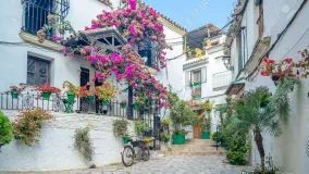 Estepona Centro, hotel de 9 dormitorios en venta