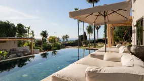Villa de 5 dormitorios en venta en Selwo