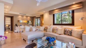 Apartamento a la venta en Medina de Banús