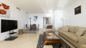 Apartamento a la venta con 3 dormitorios en Los Granados Playa