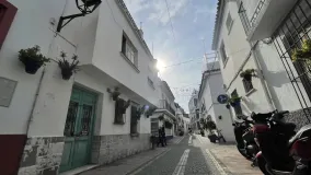 Comprar casa de 8 dormitorios en Estepona Casco Antiguo
