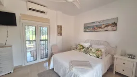 Comprar apartamento en Estepona Oeste