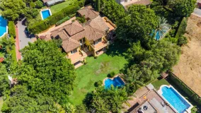 Villa with 6 bedrooms for sale in Guadalmina Baja