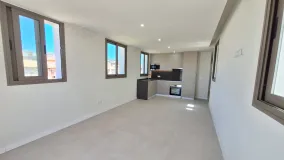 For sale duplex penthouse in Estepona Town