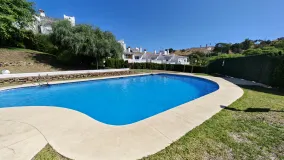 Town house for sale in Guadalobon