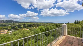 4 bedrooms villa in Zona F for sale