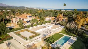For sale Kings & Queens villa