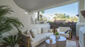 Apartamento planta baja a la venta en Sierra Blanca de 3 dormitorios