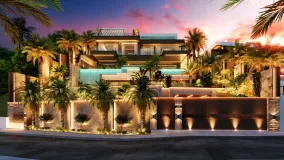 Villa con 5 dormitorios en venta en Marbella