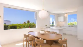 For sale villa in Elviria
