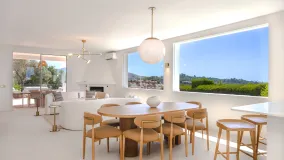 For sale villa in Elviria
