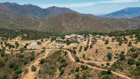 Villa for sale in La Mairena