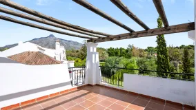 Town house for sale in Los Naranjos de Marbella with 3 bedrooms