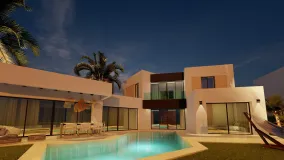 Estepona, villa pareada en venta