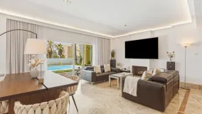 Santa Clara 4 bedrooms villa for sale